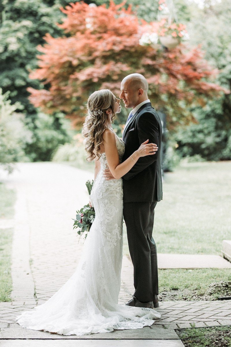 carousel-hero-element image-0